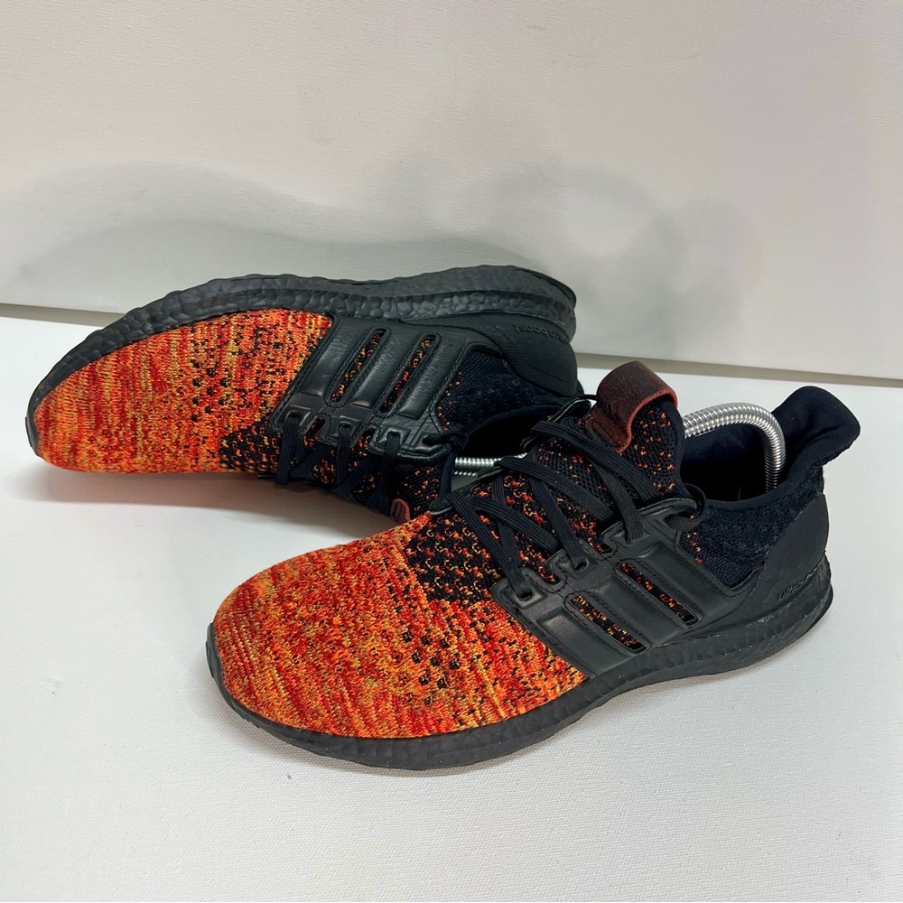 Game of Thrones x UltraBoost 4.0 - House of Targaryen Dragons